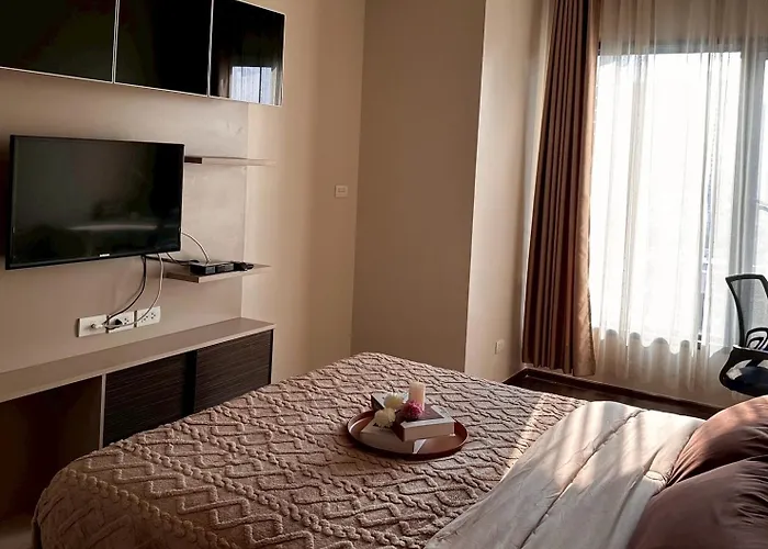 Modern & Cozy Nest 3 Mins To Bts Saphan Khwai