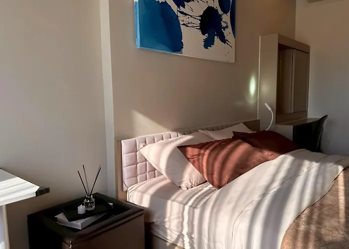 Modern & Cozy Nest 3 Mins To Bts Saphan Khwai 公寓