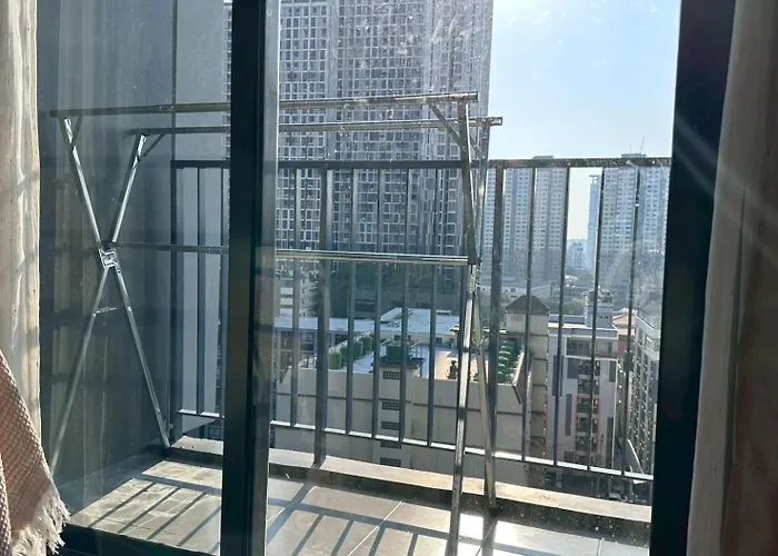 Modern & Cozy Nest 3 Mins To Bts Saphan Khwai 公寓 *